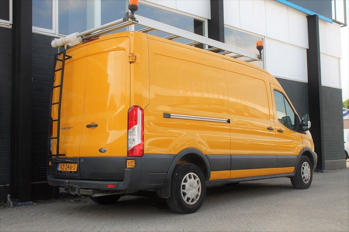 Ford Transit 330 2.0 TDCI 130PK L3H2 - Airco - Cruise - Camera