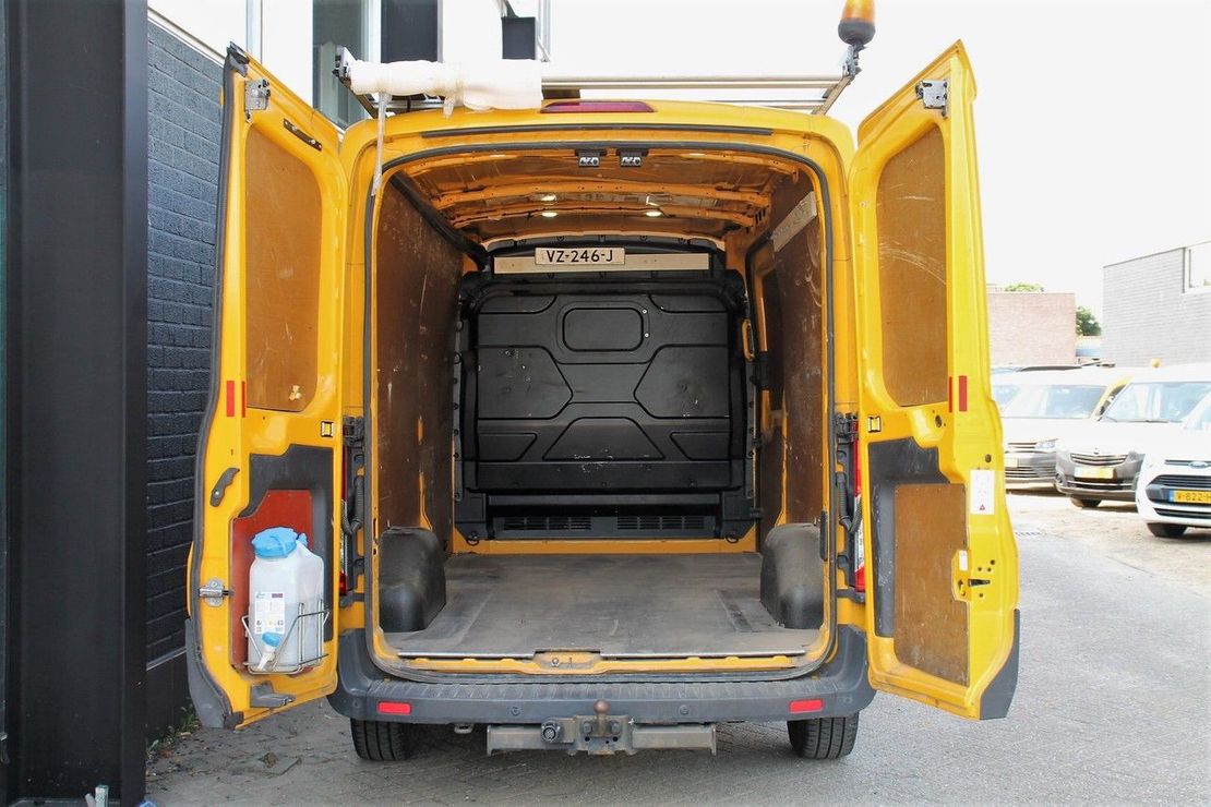 Ford Transit 330 2.0 TDCI 130PK L3H2 - Airco - Cruise - Camera