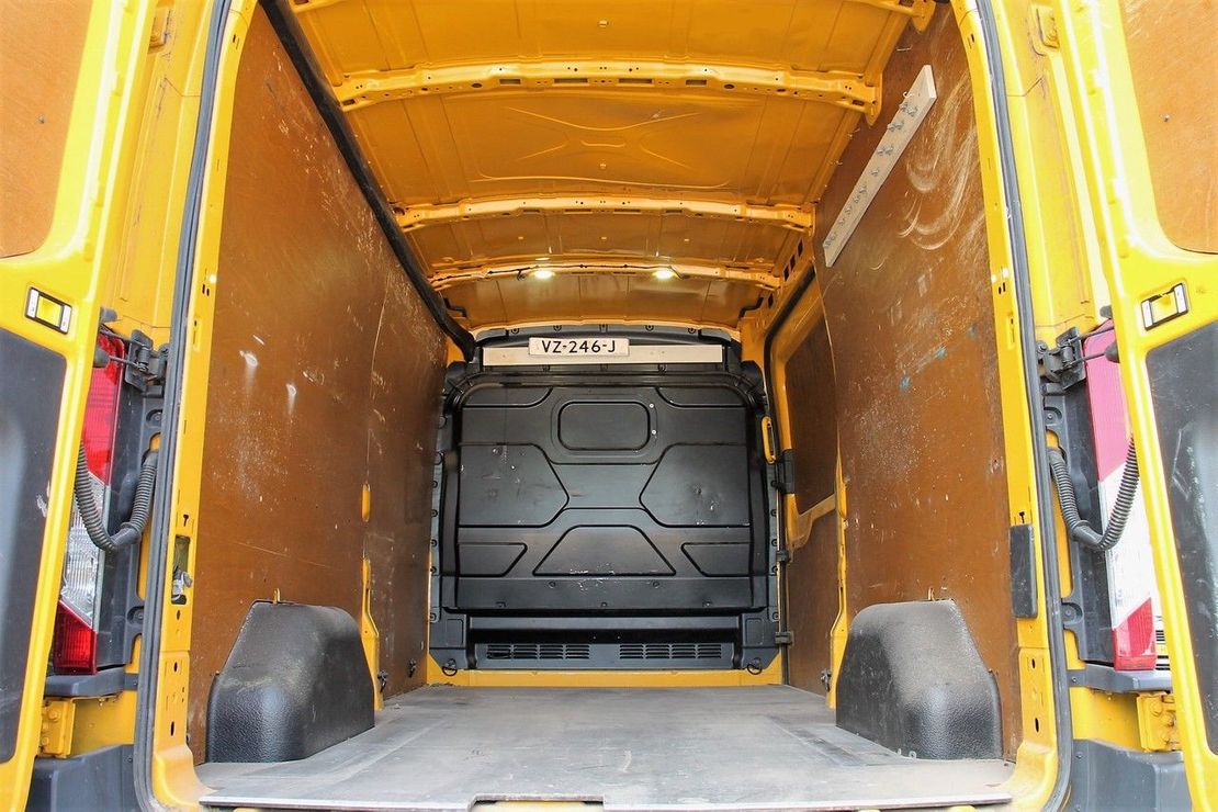 Ford Transit 330 2.0 TDCI 130PK L3H2 - Airco - Cruise - Camera