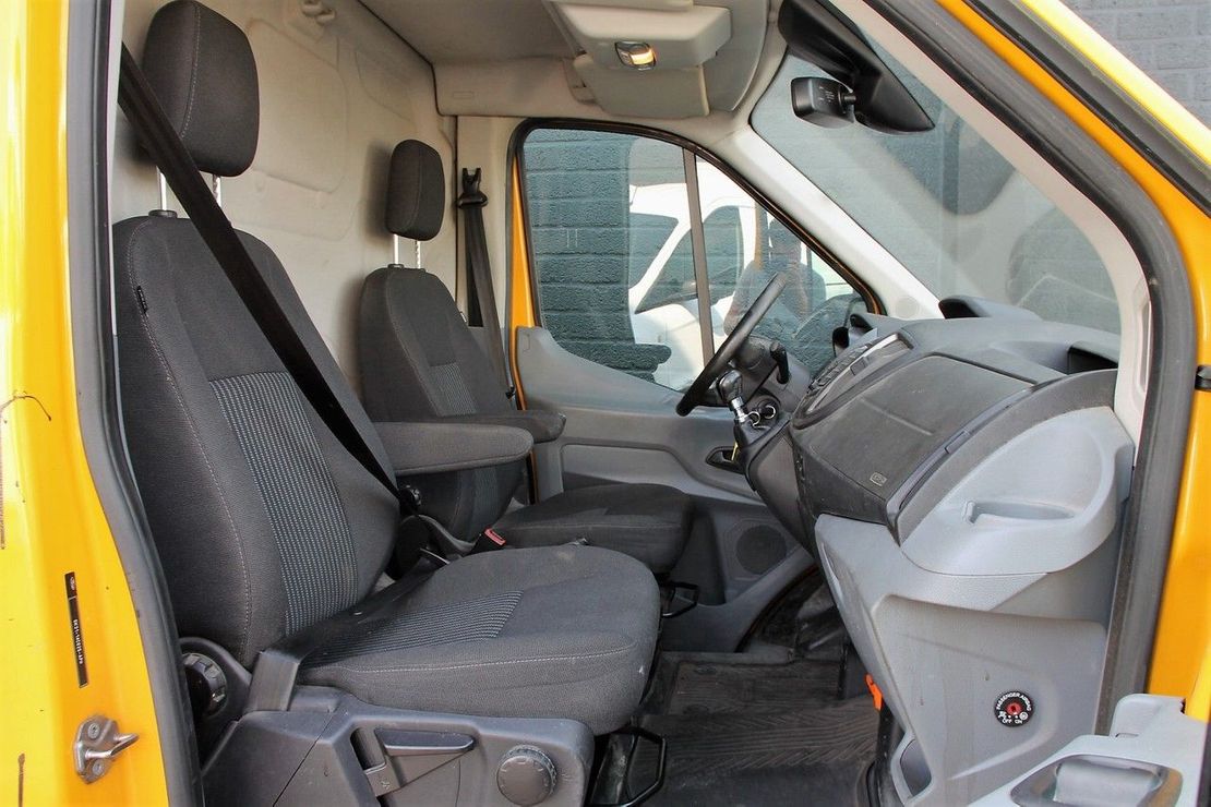 Ford Transit 330 2.0 TDCI 130PK L3H2 - Airco - Cruise - Camera