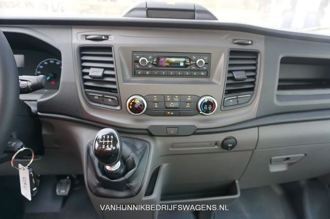 Ford Transit 350L Open laadbak 130PK Dubbellucht L4 Airco Cruise Bluetooth