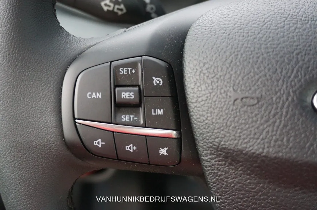 Ford Transit 350L Open laadbak 130PK Dubbellucht L4 Airco Cruise Bluetooth
