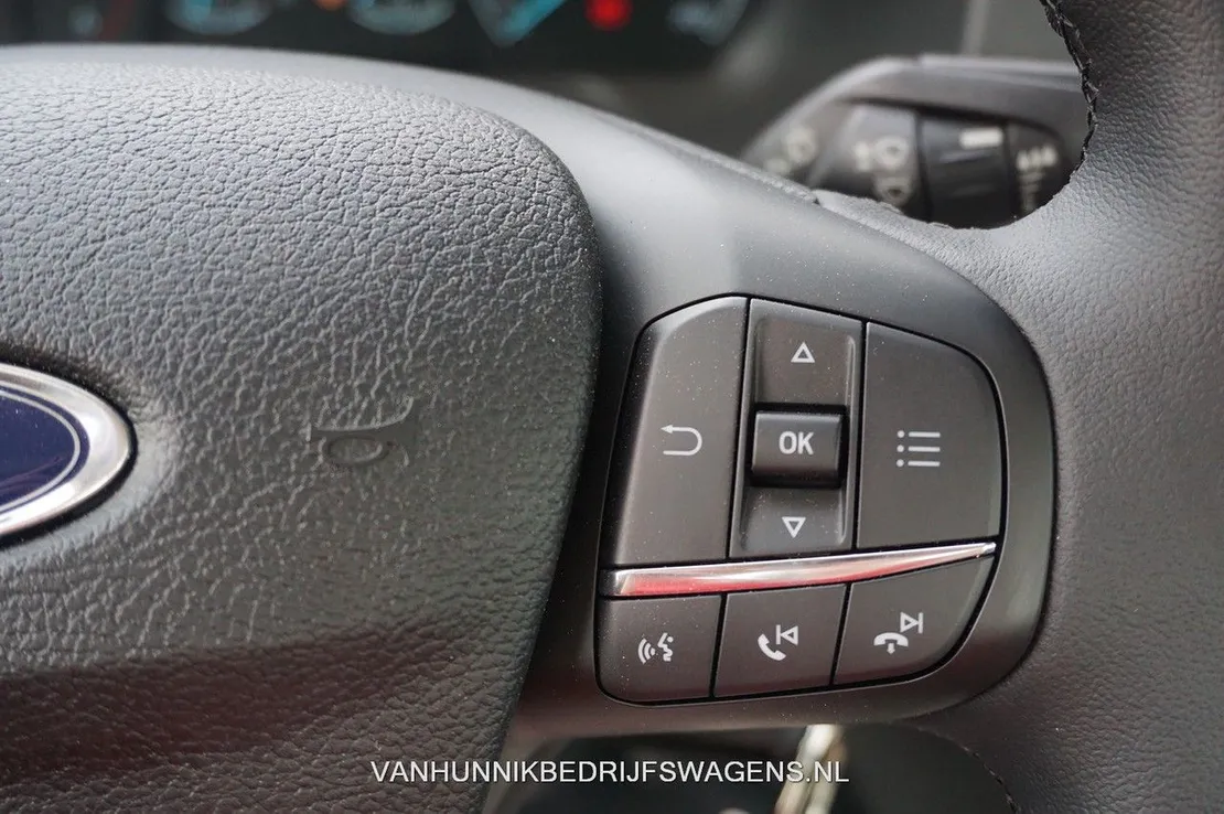 Ford Transit 350L Open laadbak 130PK Dubbellucht L4 Airco Cruise Bluetooth