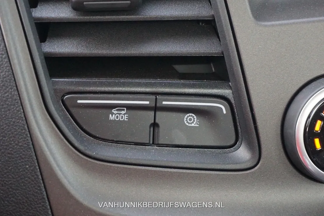 Ford Transit 350L Open laadbak 130PK Dubbellucht L4 Airco Cruise Bluetooth