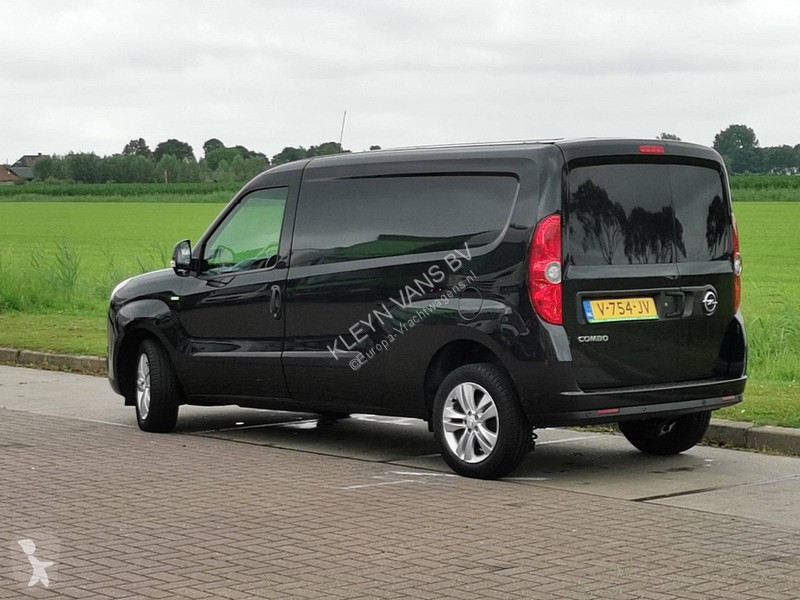 Tweedehands bestelwagen opel combo 1.3 cdti l2h1 sport! 4x2 diesel 01/11/2017 - 95 CV
